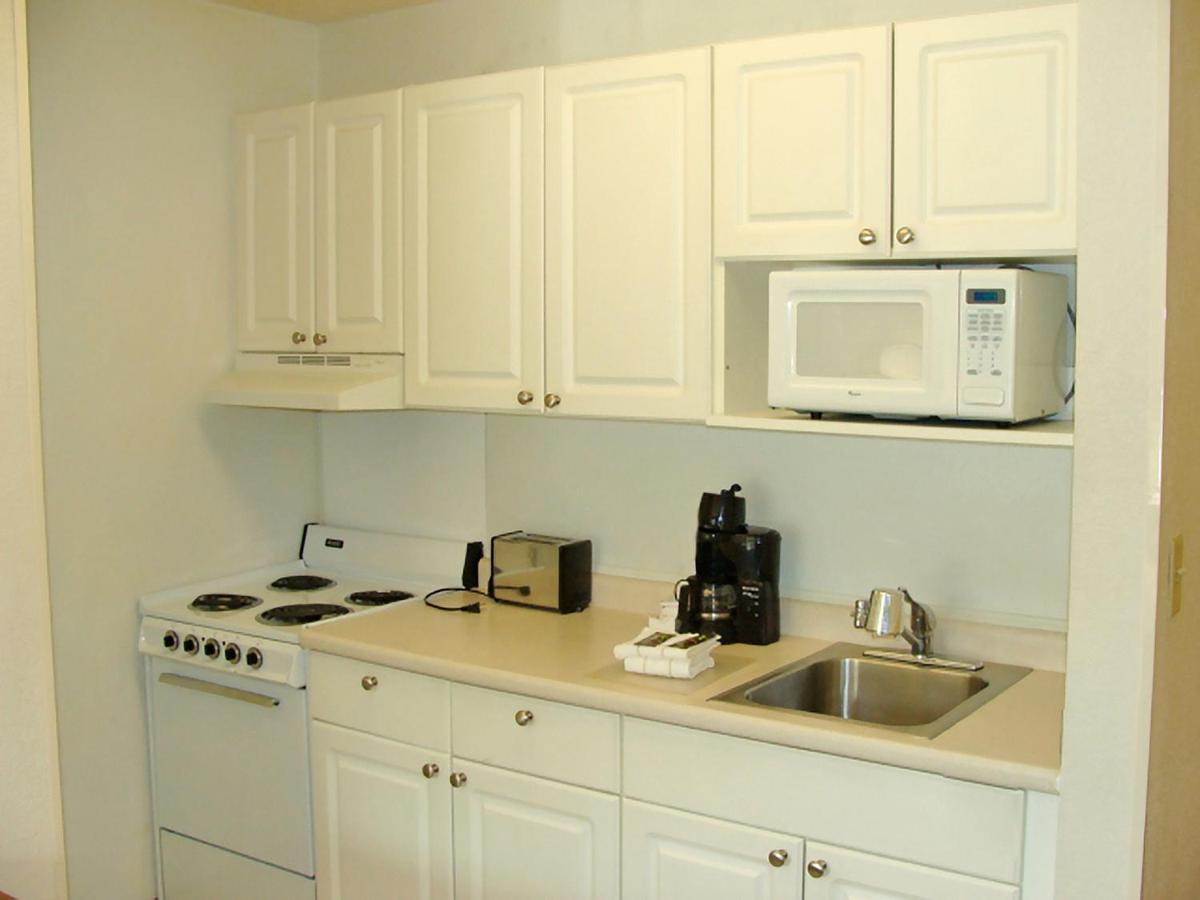 Extended Stay America Suites - Cincinnati - Blue Ash - Reagan Hwy Exterior foto