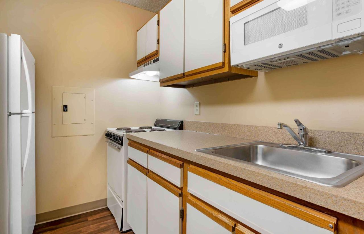 Extended Stay America Suites - Cincinnati - Blue Ash - Reagan Hwy Exterior foto